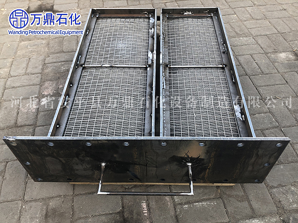 江西某環?？萍加邢薰静少徫宜綝N2400-500MM鑲嵌式絲網除沫器